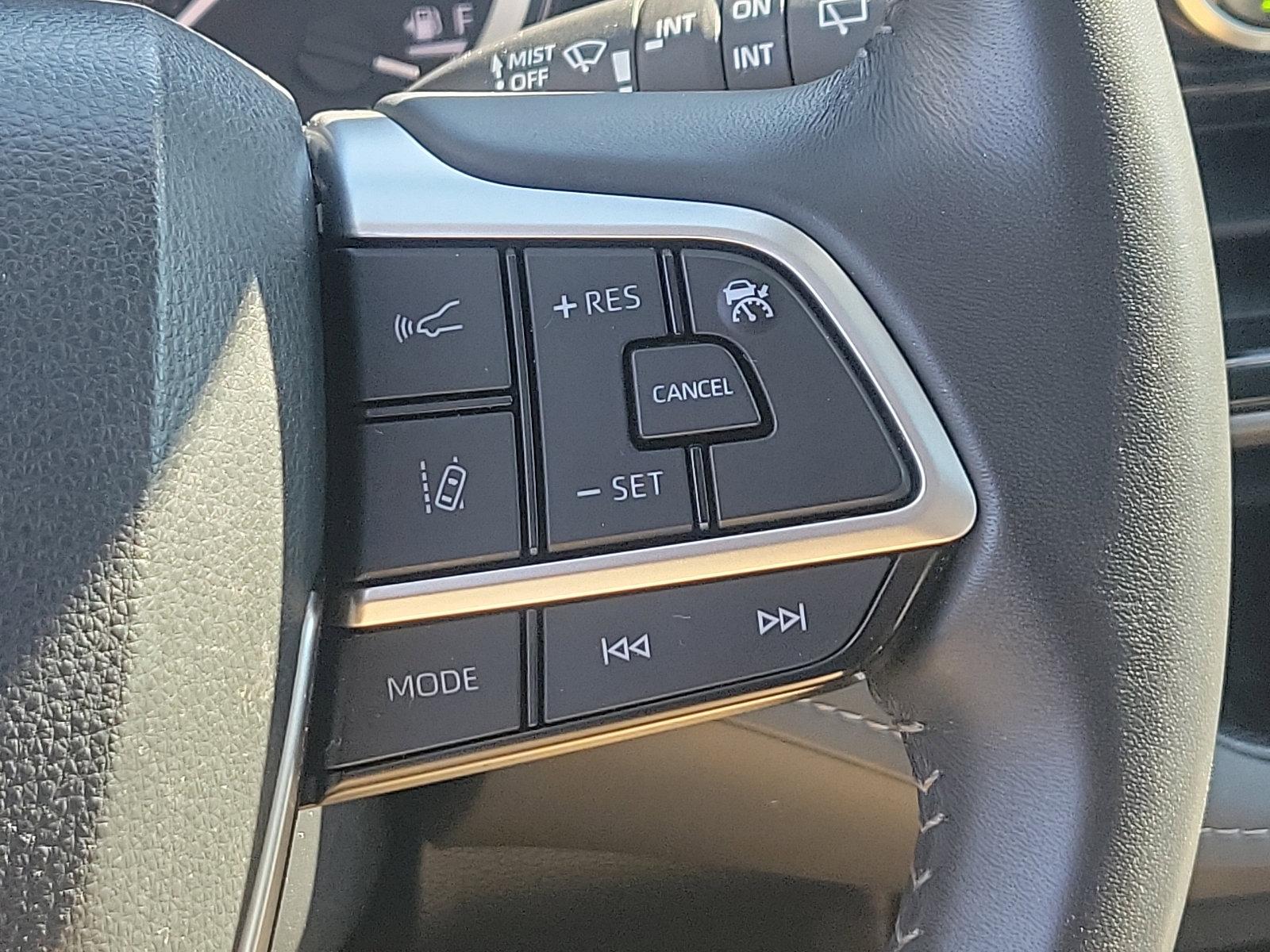 2023 Toyota Highlander Vehicle Photo in Trevose, PA 19053