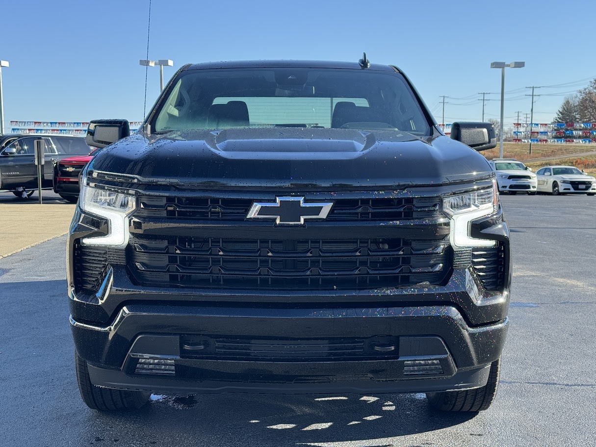 2025 Chevrolet Silverado 1500 Vehicle Photo in BOONVILLE, IN 47601-9633