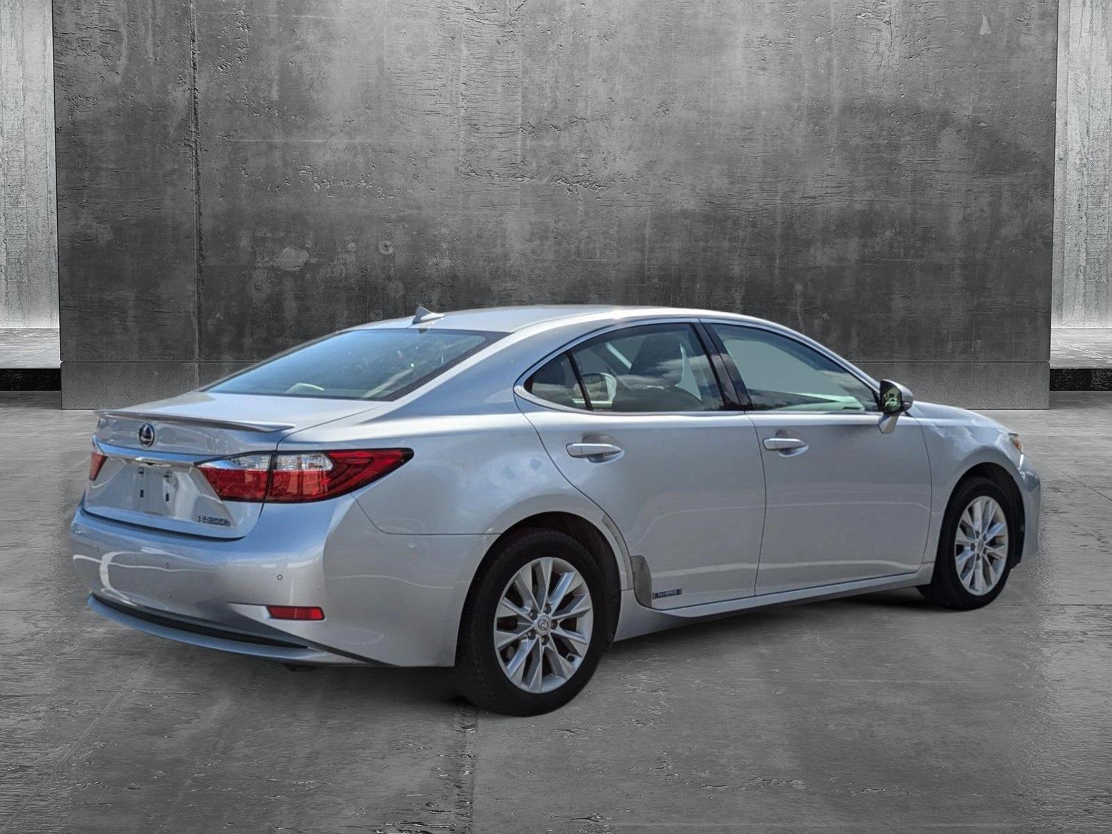 2014 Lexus ES 300h Vehicle Photo in Sanford, FL 32771