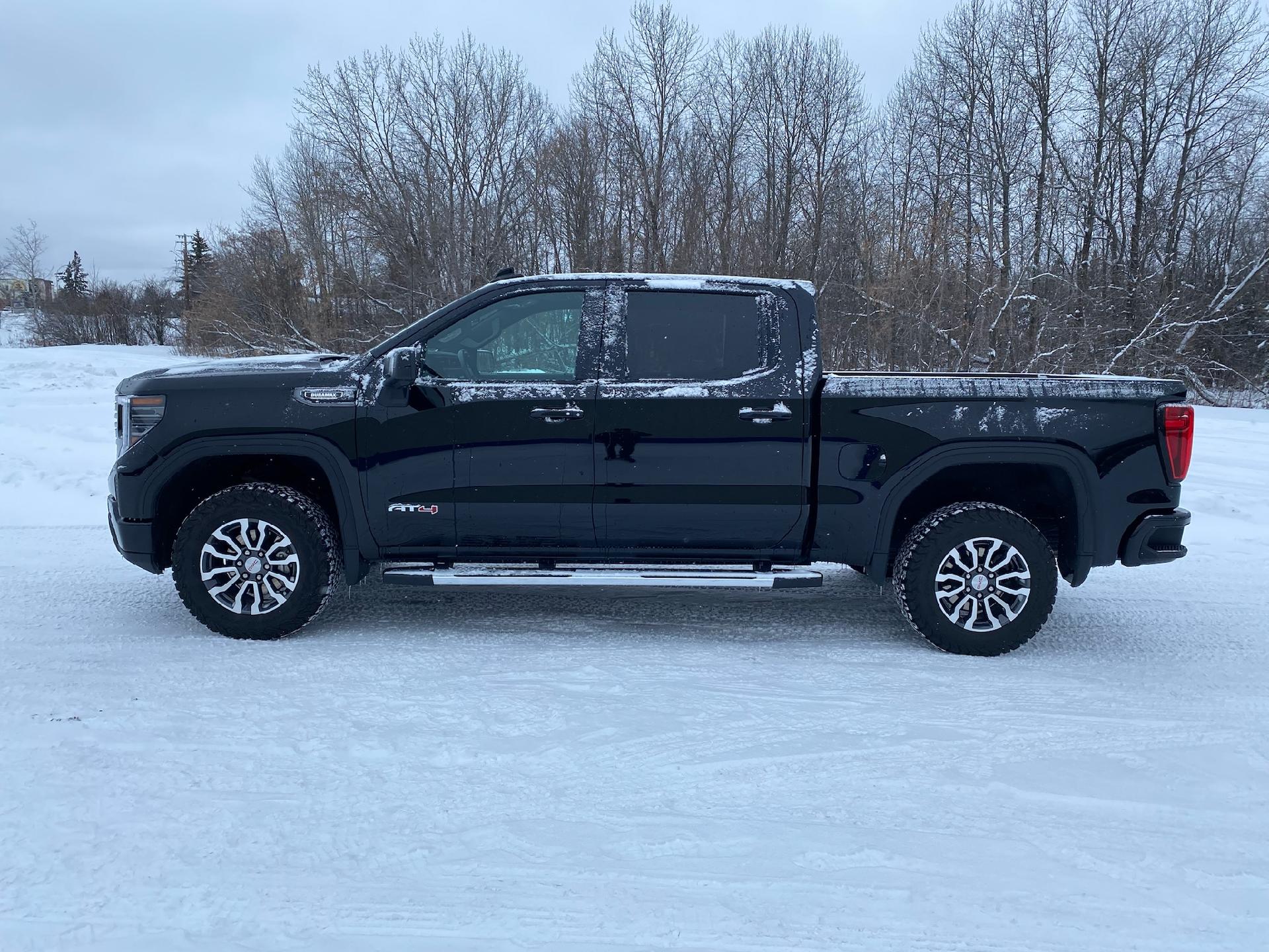 Used 2023 GMC Sierra 1500 AT4 with VIN 1GTUUEE84PZ158610 for sale in International Falls, Minnesota