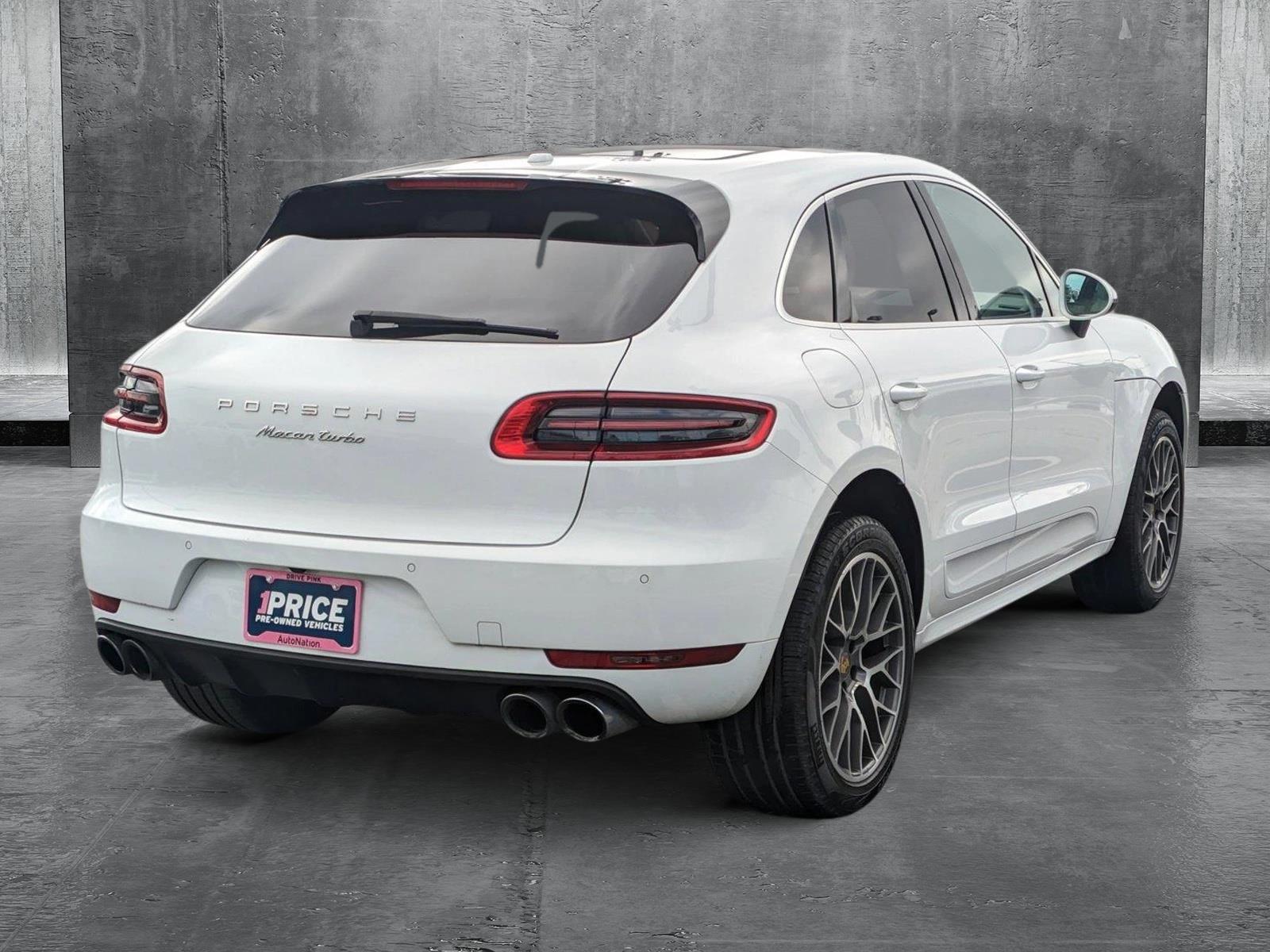 2016 Porsche Macan Vehicle Photo in Sarasota, FL 34231