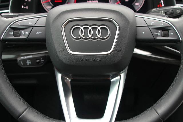 2024 Audi Q7 Vehicle Photo in SUGAR LAND, TX 77478