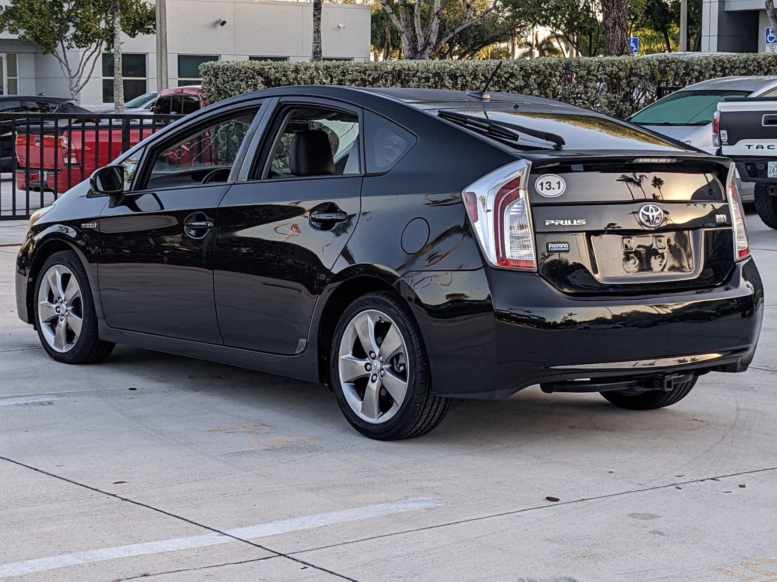 2013 Toyota Prius Vehicle Photo in Davie, FL 33331