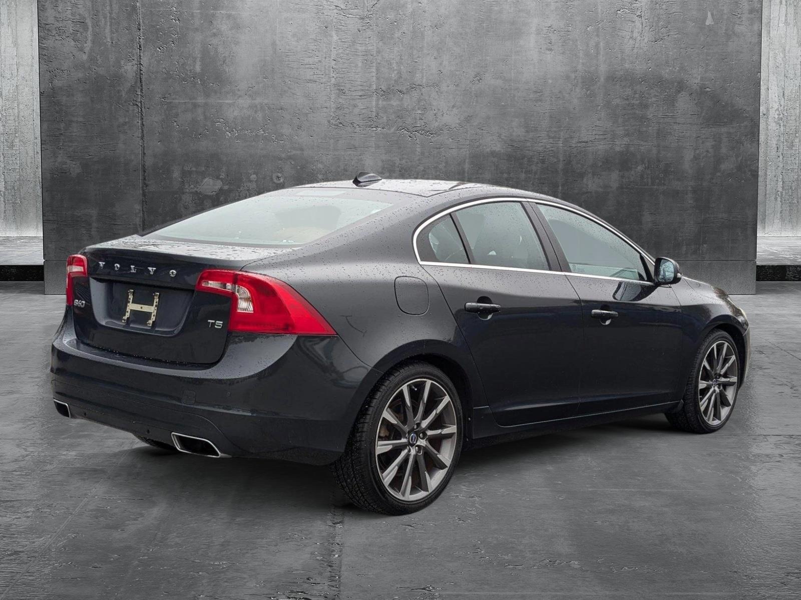 2015 Volvo S60 Vehicle Photo in St. Petersburg, FL 33713