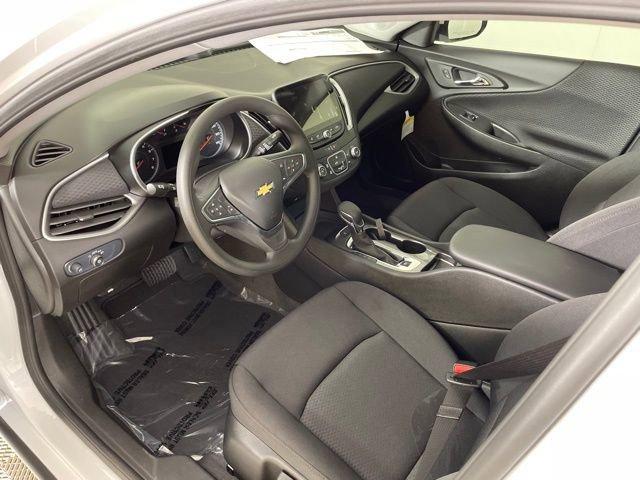 2025 Chevrolet Malibu Vehicle Photo in PHOENIX, AZ 85014-3381
