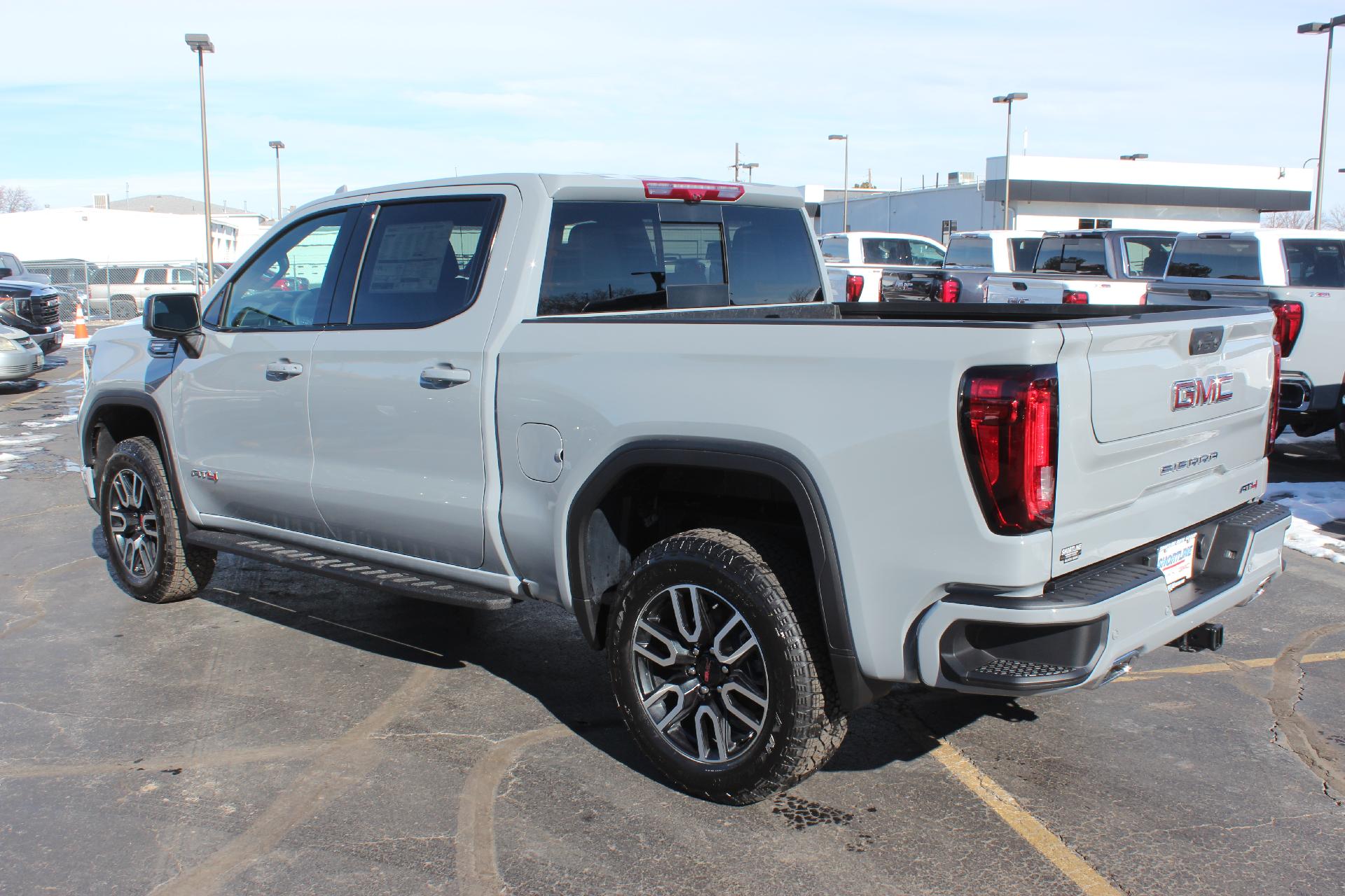 2025 GMC Sierra 1500 Vehicle Photo in AURORA, CO 80012-4011