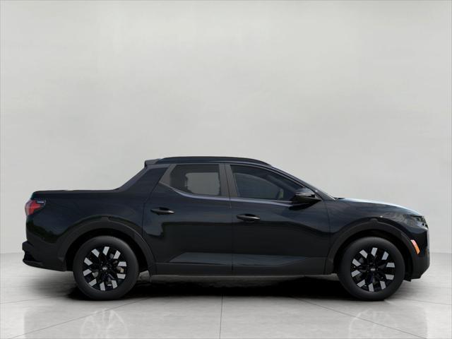 2025 Hyundai SANTA CRUZ Vehicle Photo in Green Bay, WI 54304