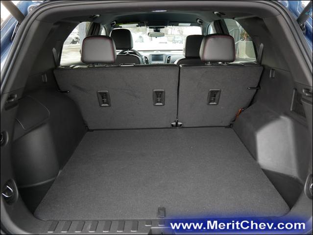 2024 Chevrolet Equinox Vehicle Photo in MAPLEWOOD, MN 55119-4794