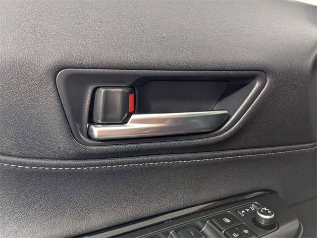 2023 Toyota Venza Vehicle Photo in ENGLEWOOD, CO 80113-6708