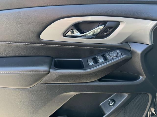 2021 Chevrolet Traverse Vehicle Photo in SAINT JAMES, NY 11780-3219