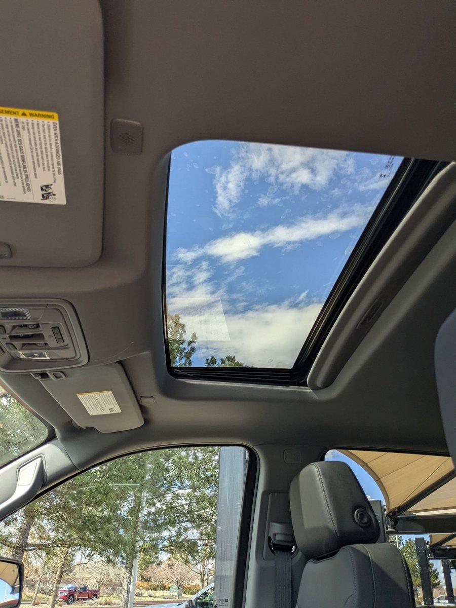 2025 GMC Sierra 1500 Vehicle Photo in LONE TREE, CO 80124-2750