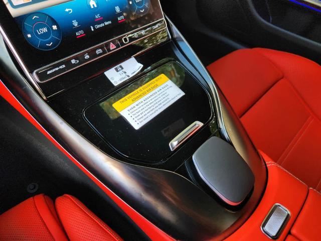 2025 Mercedes-Benz SL Vehicle Photo in HOUSTON, TX 77079