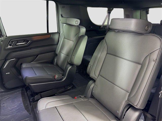 2025 GMC Yukon XL Vehicle Photo in PUYALLUP, WA 98371-4149