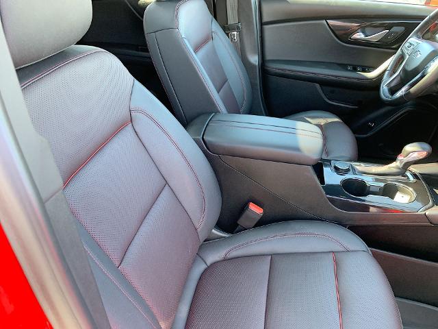 2022 Chevrolet Blazer Vehicle Photo in MOON TOWNSHIP, PA 15108-2571