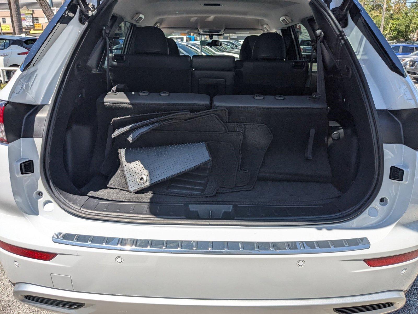 2022 Mitsubishi Outlander Vehicle Photo in Miami, FL 33135