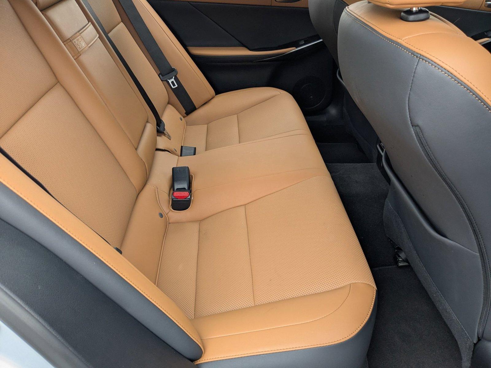 2024 Lexus IS 300 Vehicle Photo in Tampa, FL 33614
