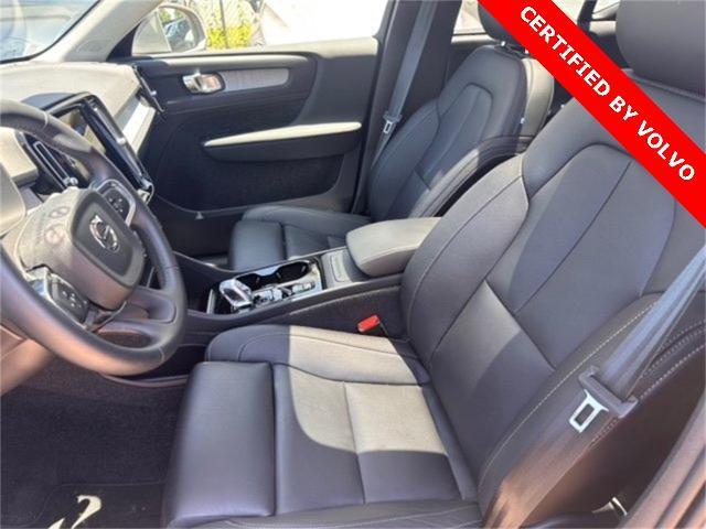 2025 Volvo XC40 Vehicle Photo in Houston, TX 77007