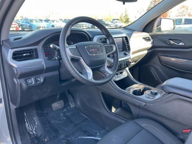 2023 GMC Acadia Vehicle Photo in GREEN BAY, WI 54304-5303
