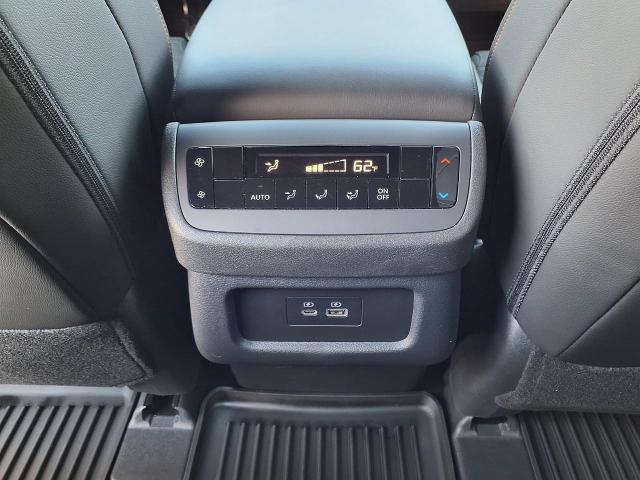 2025 Nissan Pathfinder Vehicle Photo in Oshkosh, WI 54904