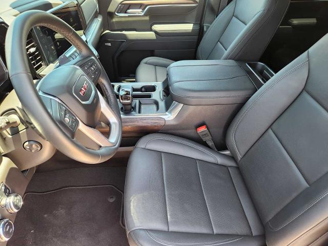 2024 GMC Sierra 1500 Vehicle Photo in DENTON, TX 76210-9321