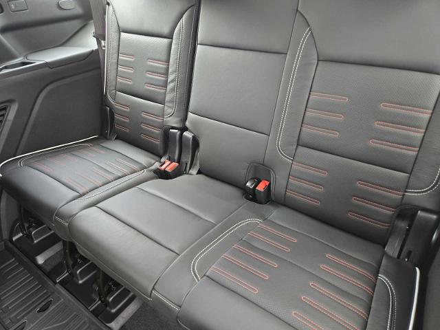 2025 GMC Yukon Vehicle Photo in DALLAS, TX 75209-3016