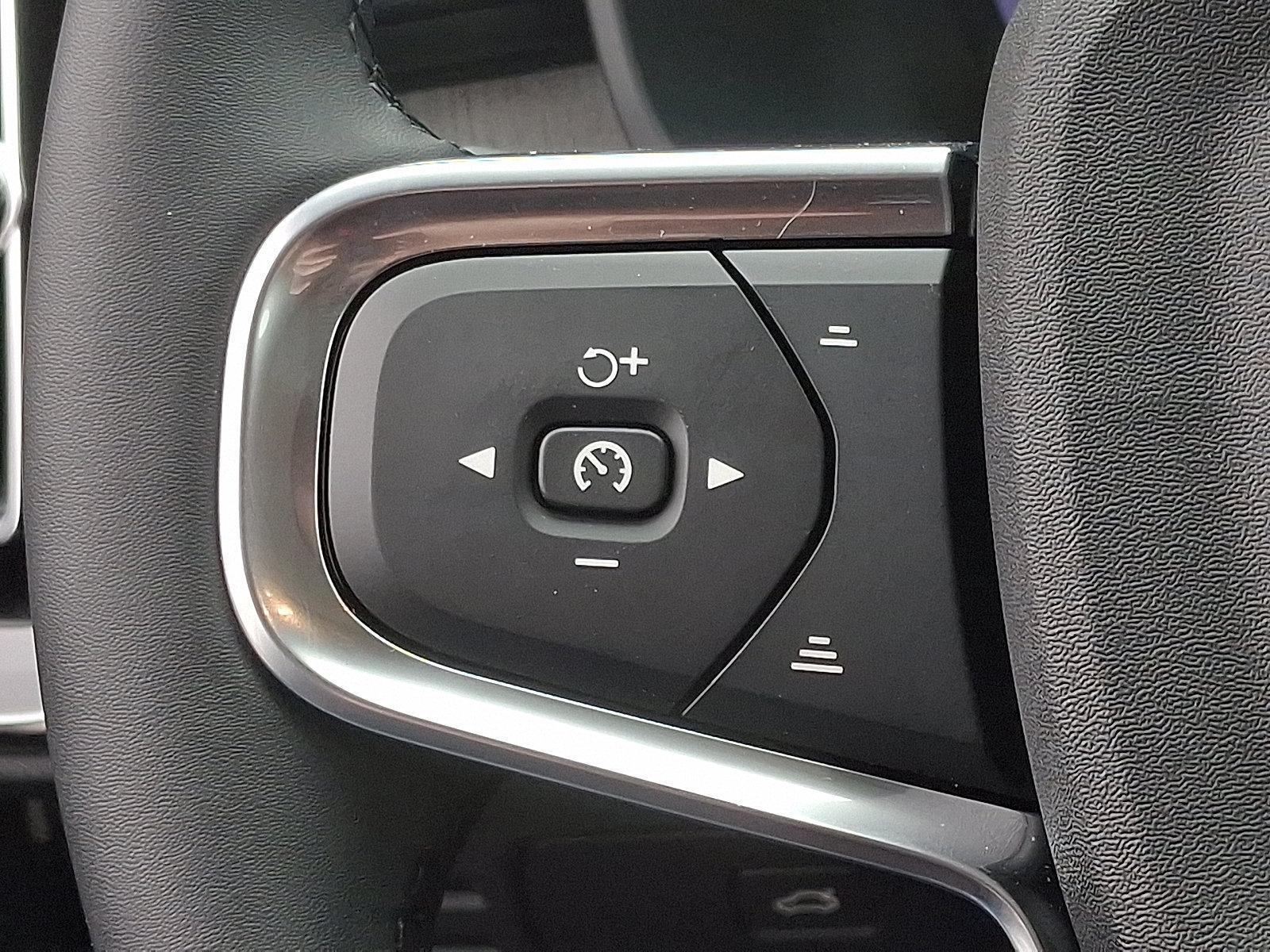 2026 Volvo XC40 Vehicle Photo in Trevose, PA 19053