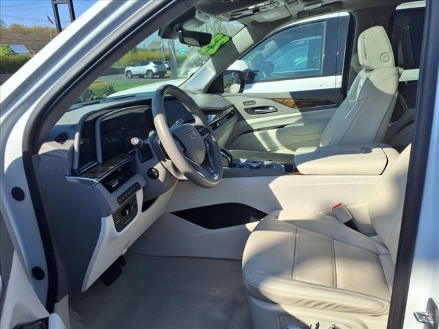 2023 Cadillac Escalade Vehicle Photo in SMITHTOWN, NY 11787-5023