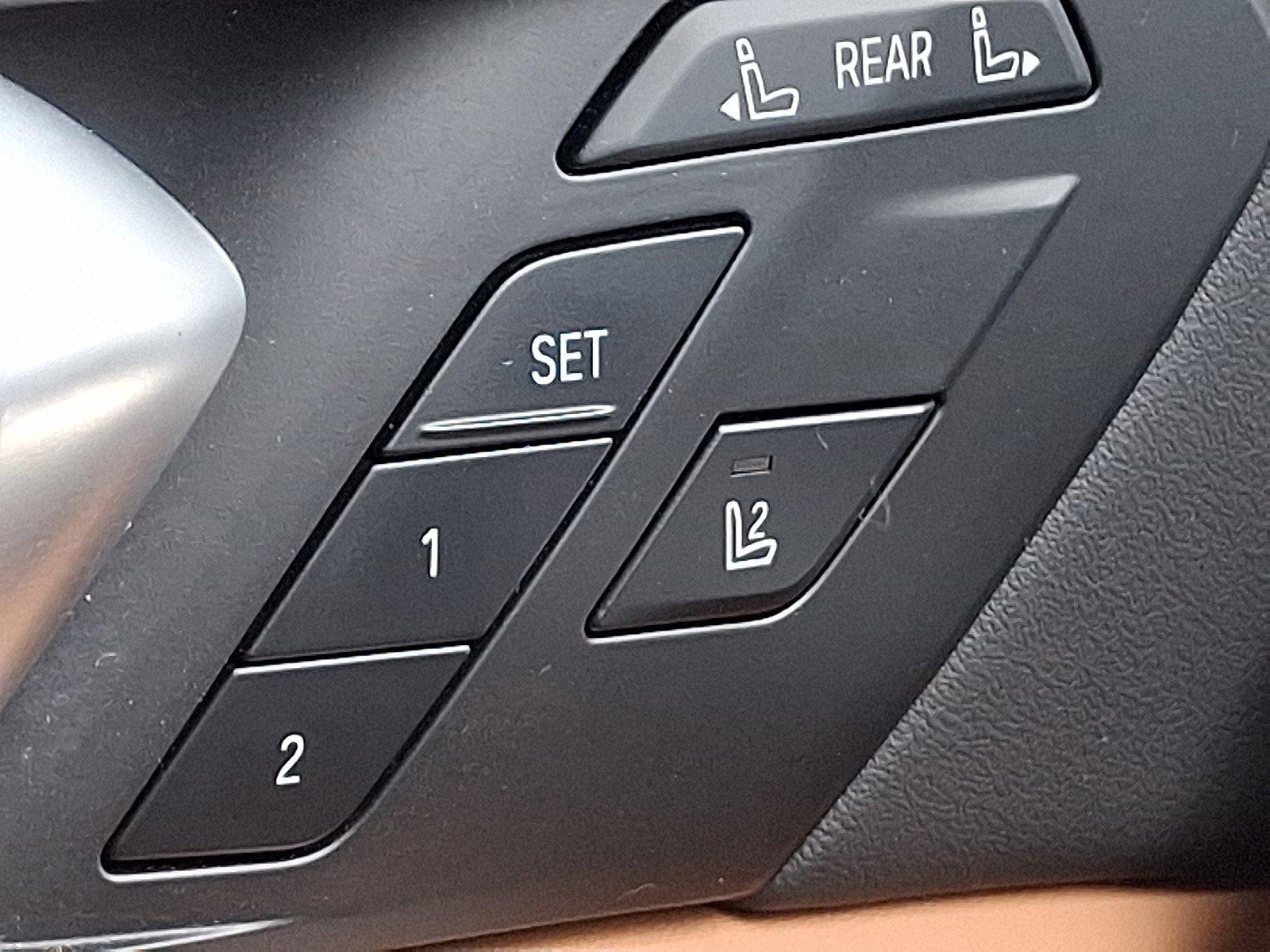 2023 BMW X7 xDrive40i Vehicle Photo in Harrisburg, PA 17111