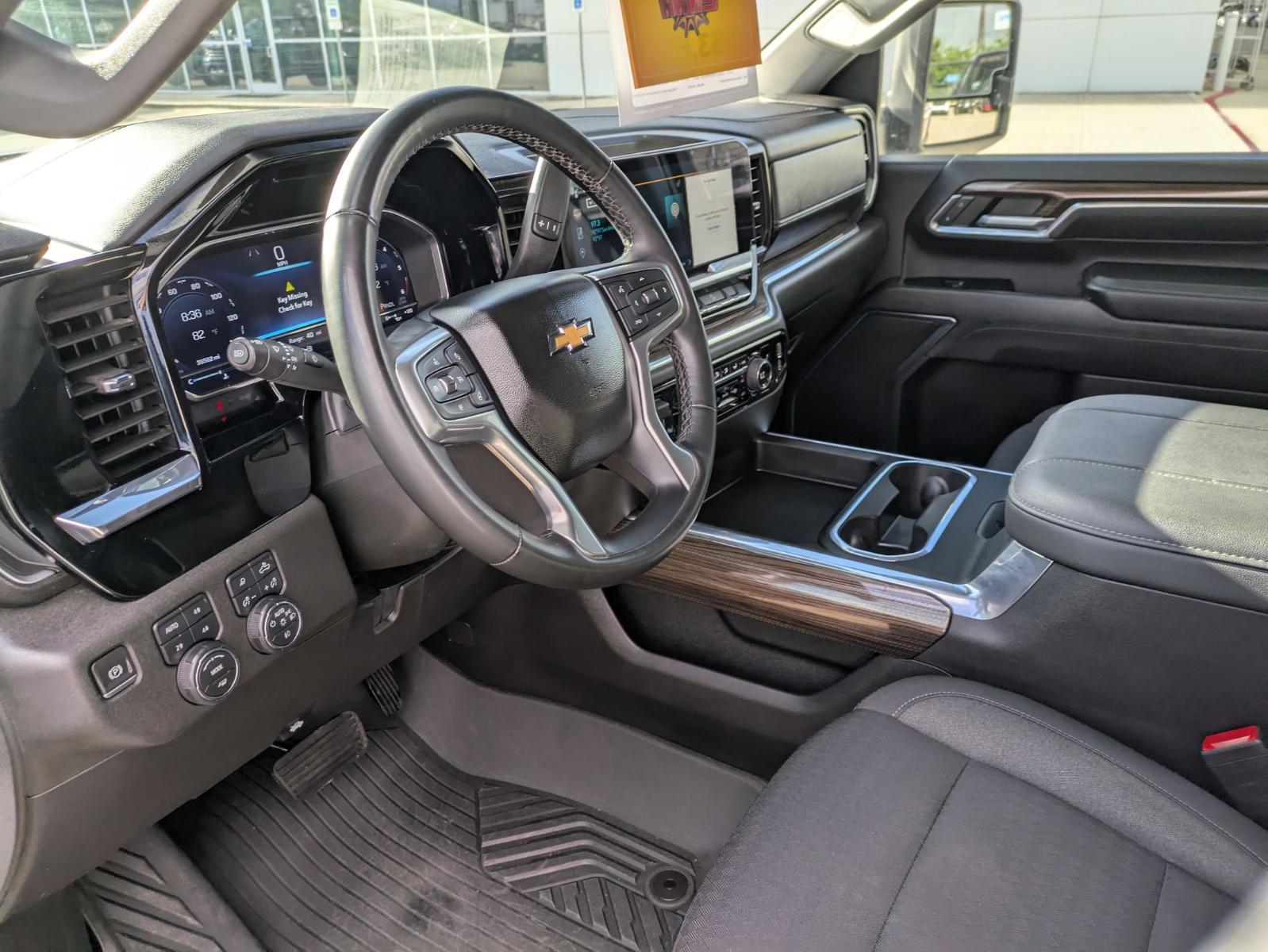 2024 Chevrolet Silverado 2500 HD Vehicle Photo in SELMA, TX 78154-1460