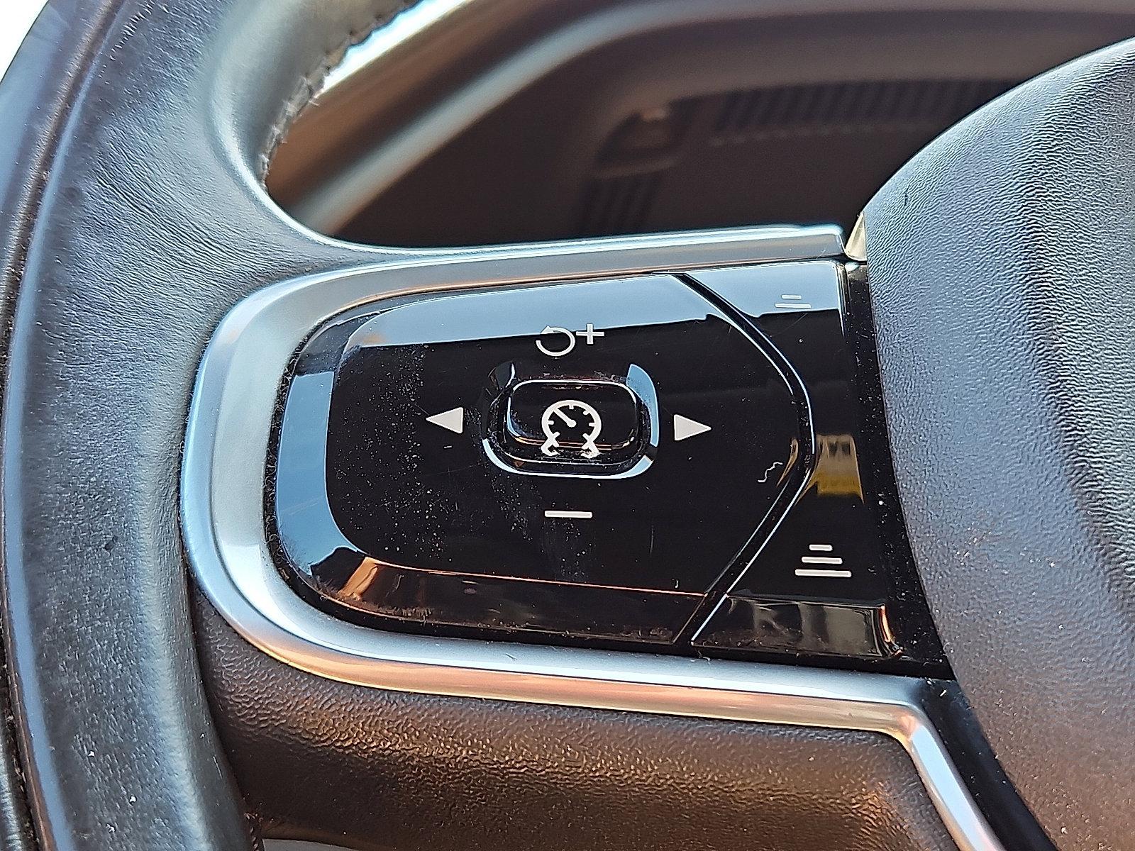 2018 Volvo XC60 Vehicle Photo in Trevose, PA 19053