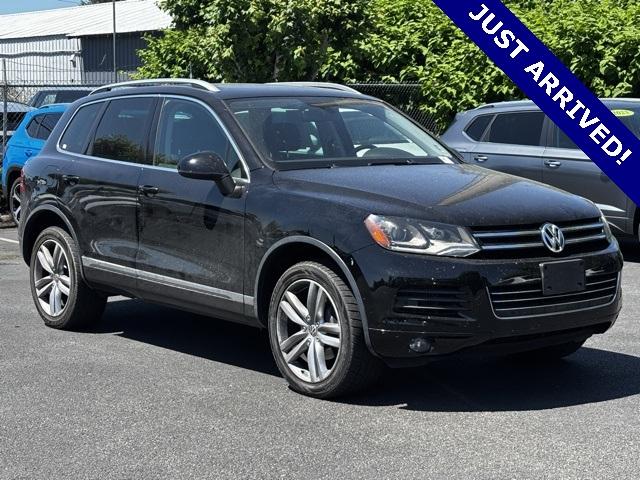 2011 Volkswagen Touareg Vehicle Photo in Puyallup, WA 98371
