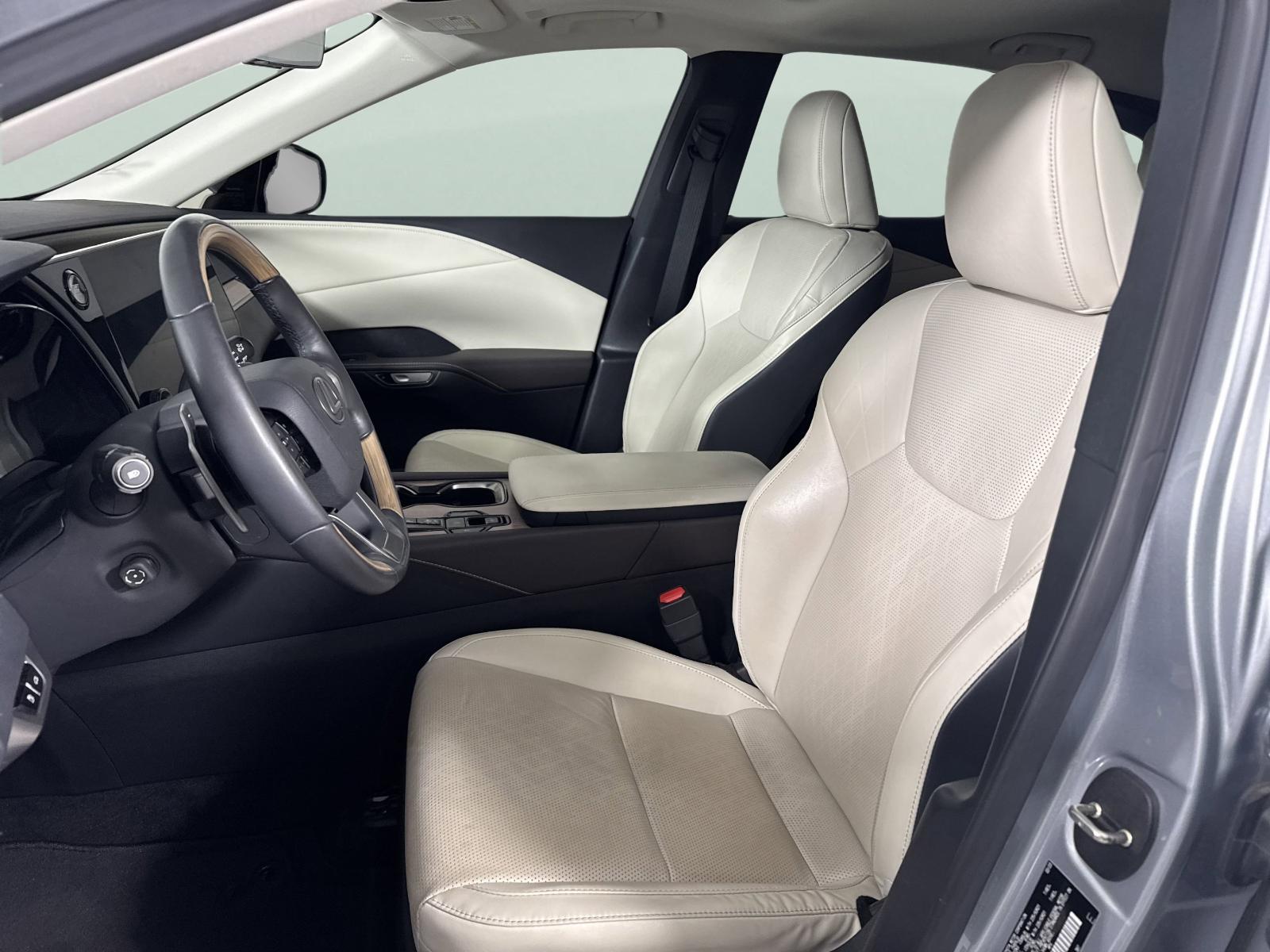 2023 Lexus RX Vehicle Photo in GEORGETOWN, TX 78626-7508