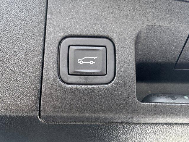 2024 Cadillac XT5 Vehicle Photo in LEOMINSTER, MA 01453-2952