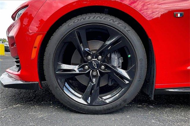 2021 Chevrolet Camaro Vehicle Photo in INDEPENDENCE, MO 64055-1314