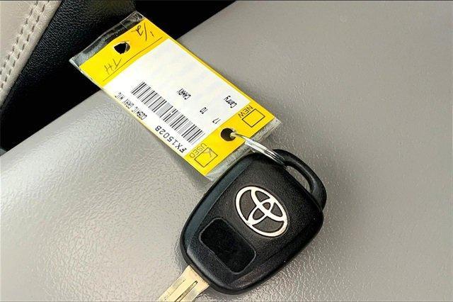 2017 Toyota Camry Vehicle Photo in TOPEKA, KS 66609-0000