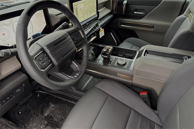 2025 GMC HUMMER EV SUV Vehicle Photo in ELK GROVE, CA 95757-8703