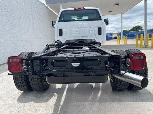 2024 Chevrolet Silverado 5500 HD Vehicle Photo in TOPEKA, KS 66609-0000