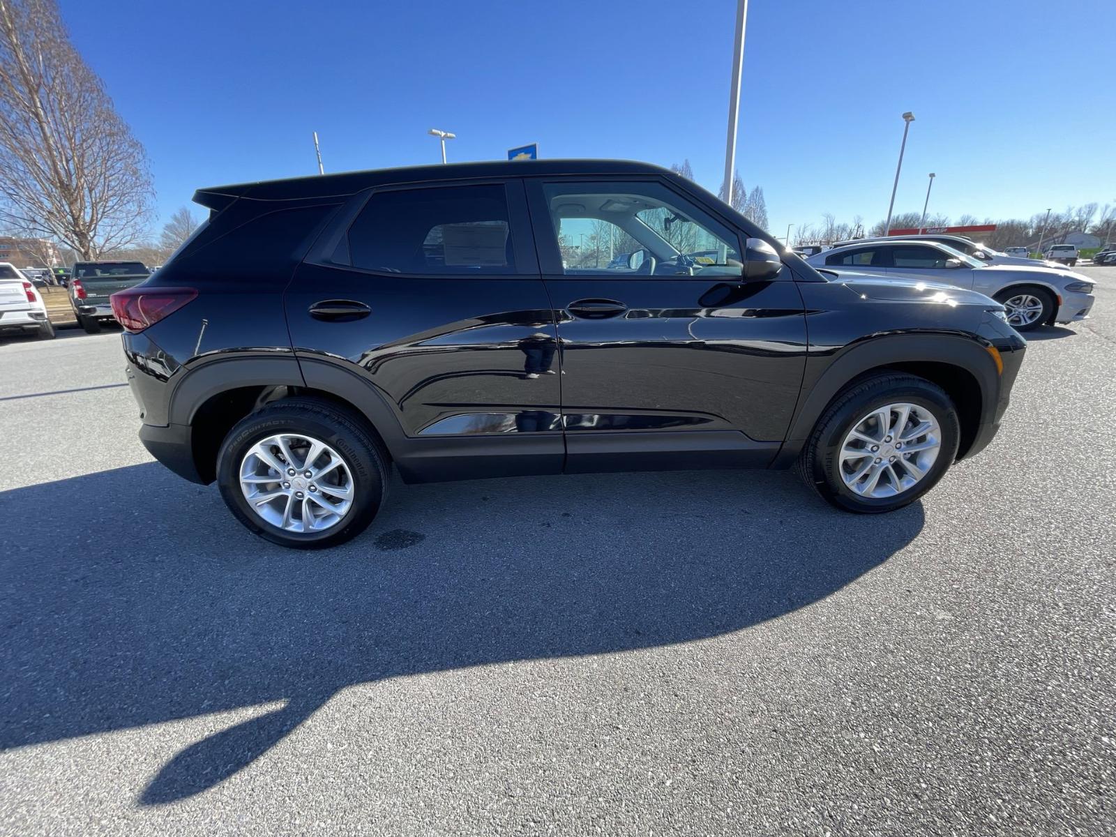 2025 Chevrolet Trailblazer Vehicle Photo in BENTONVILLE, AR 72712-4322