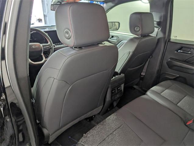 2024 Chevrolet Colorado Vehicle Photo in ENGLEWOOD, CO 80113-6708