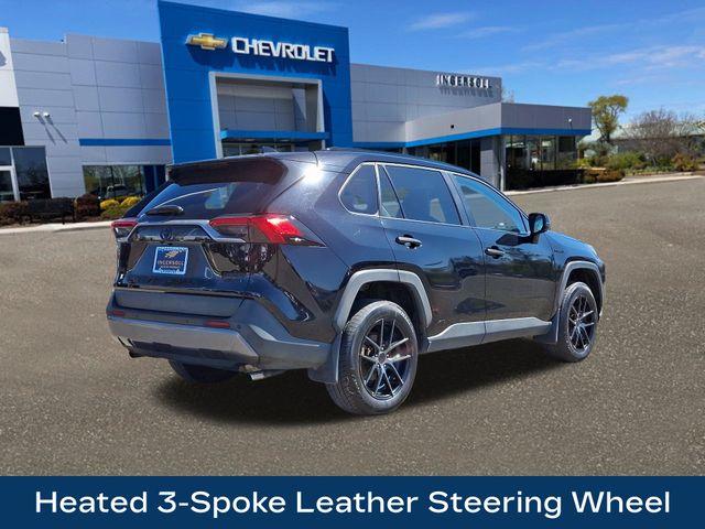 2021 Toyota RAV4 Hybrid Vehicle Photo in DANBURY, CT 06810-5034