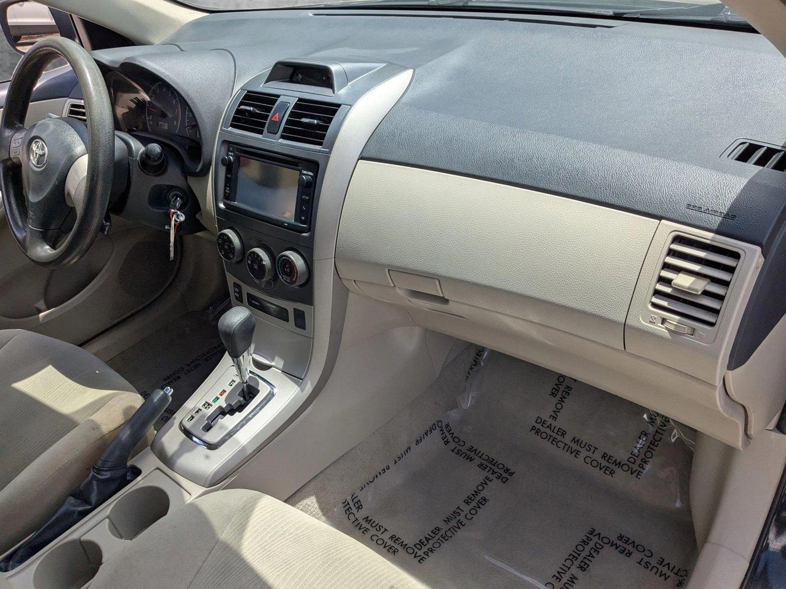 2013 Toyota Corolla Vehicle Photo in PEMBROKE PINES, FL 33024-6534