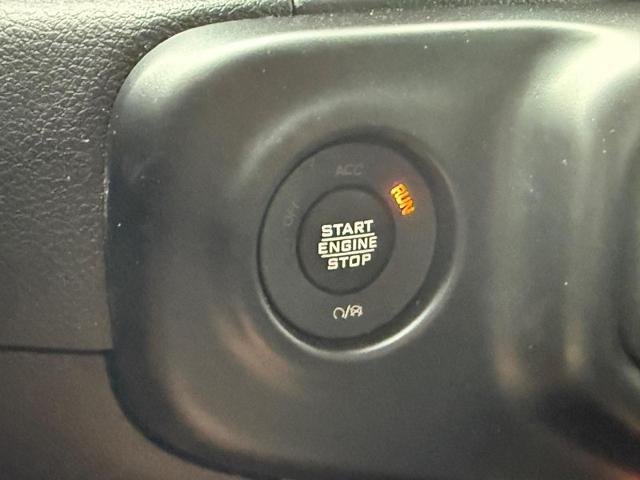 2021 Jeep Gladiator Vehicle Photo in COLUMBIA, MO 65203-3903