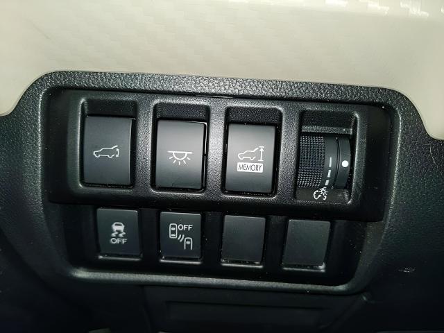 2022 Subaru Ascent Vehicle Photo in Green Bay, WI 54304