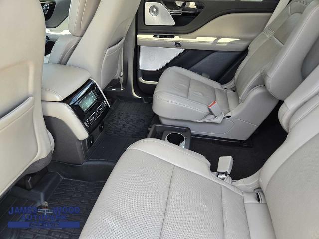 2020 Lincoln Aviator Vehicle Photo in DENTON, TX 76210-9321