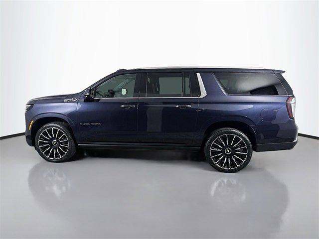 2025 Chevrolet Suburban Vehicle Photo in PUYALLUP, WA 98371-4149