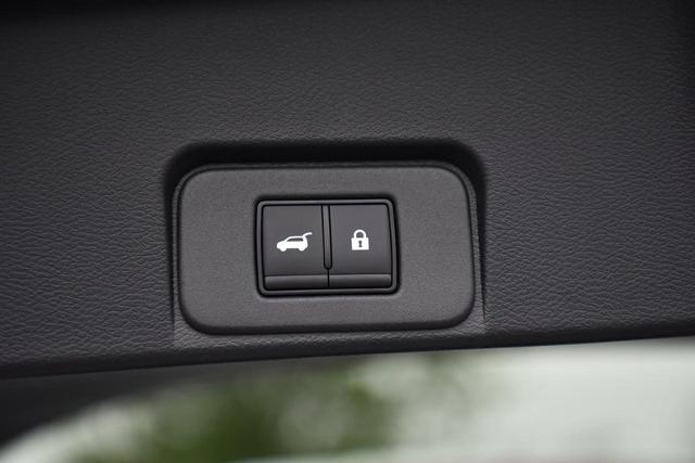 2025 Nissan Rogue Vehicle Photo in Ballwin, MO 63011