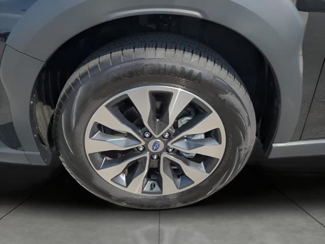 2024 Subaru Outback Vehicle Photo in Green Bay, WI 54304