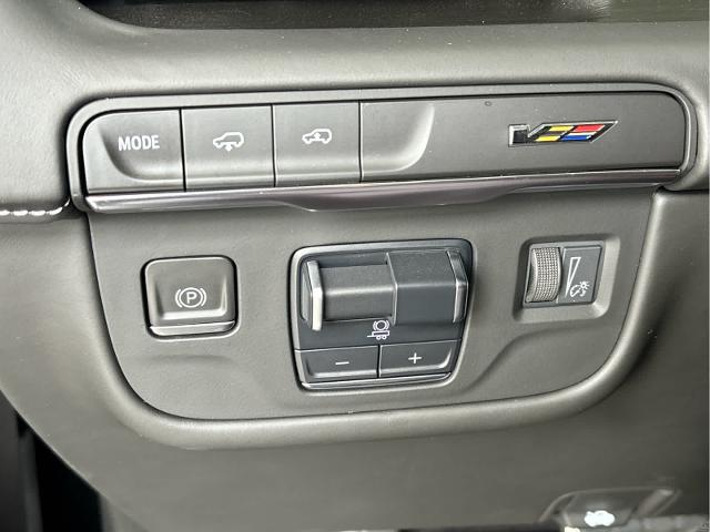 2023 Cadillac Escalade ESV Vehicle Photo in Grapevine, TX 76051