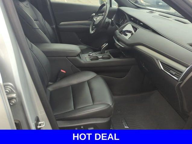2020 Cadillac XT4 Vehicle Photo in Merrillville, IN 46410
