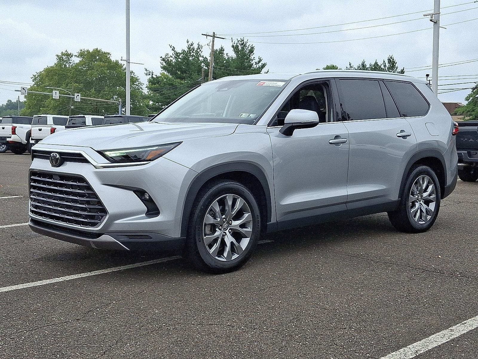 2024 Toyota Grand Highlander Vehicle Photo in Trevose, PA 19053